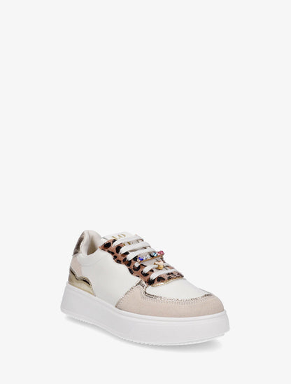Sneakers bimatière à empiècements bijoux et strass - Beige - 2