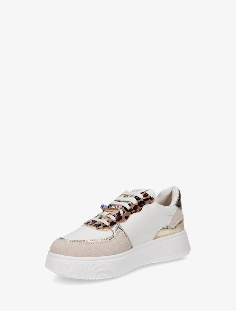 Sneakers bimatière à empiècements bijoux et strass - Beige - 3