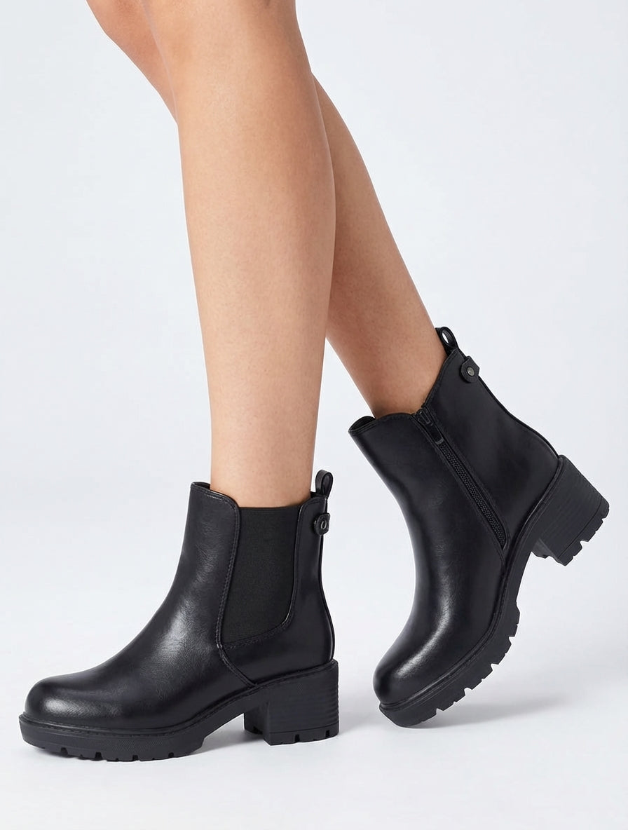 Elastische Stiefeletten aus Kunstleder - Schwarz