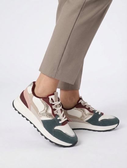 Sneakers mit fantasievollen Einsätzen - Dunkelgrün