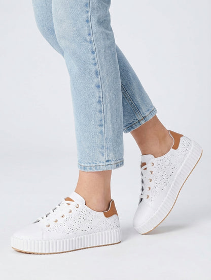 Sneaker mit durchbrochenen Mustern - Weiß