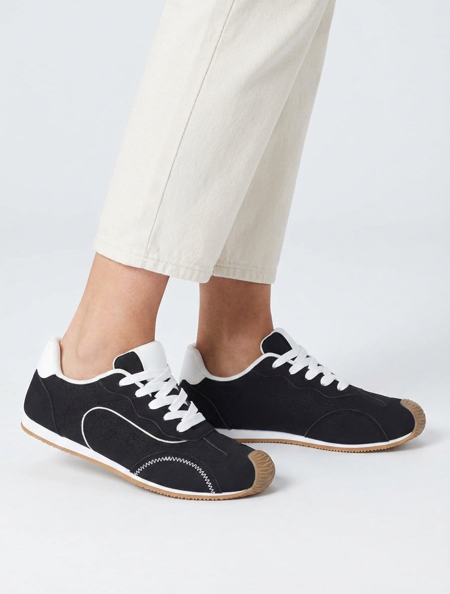 Texturierte Sneaker in Nubukoptik - Schwarz