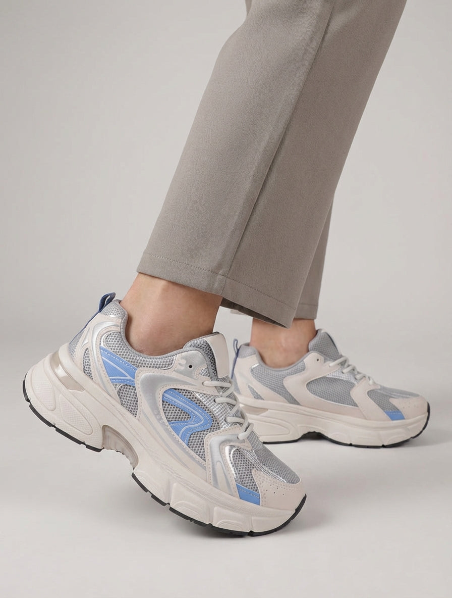 Laufschuhe im Leinwandstil - Grau