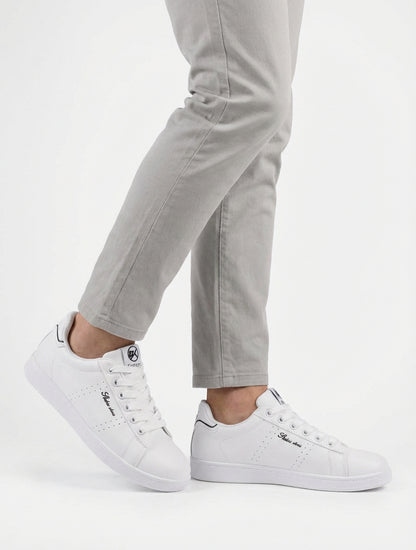 Sneaker aus Kunstleder mit gesticktem Schriftzug - Weiß
