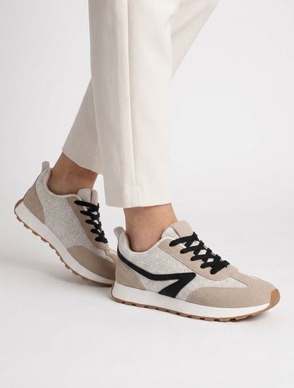 Sneakers mit Stoffeinsatz und Nubuk-Effekt - Maulwurf