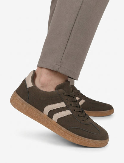 Sneakers im Nubuk-Effekt mit Gummisohle - Kaki