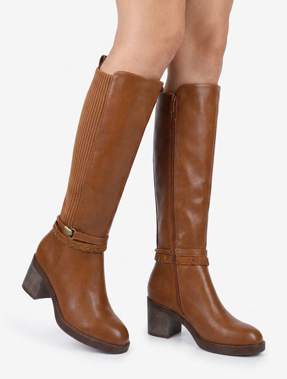 Stiefel aus Kunstleder mit Zierschnallen - Kamel
