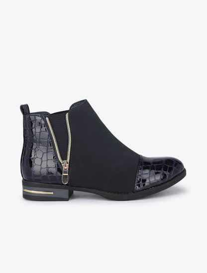 Bottines à contreforts et bouts effet croco vernis - Marine - 2