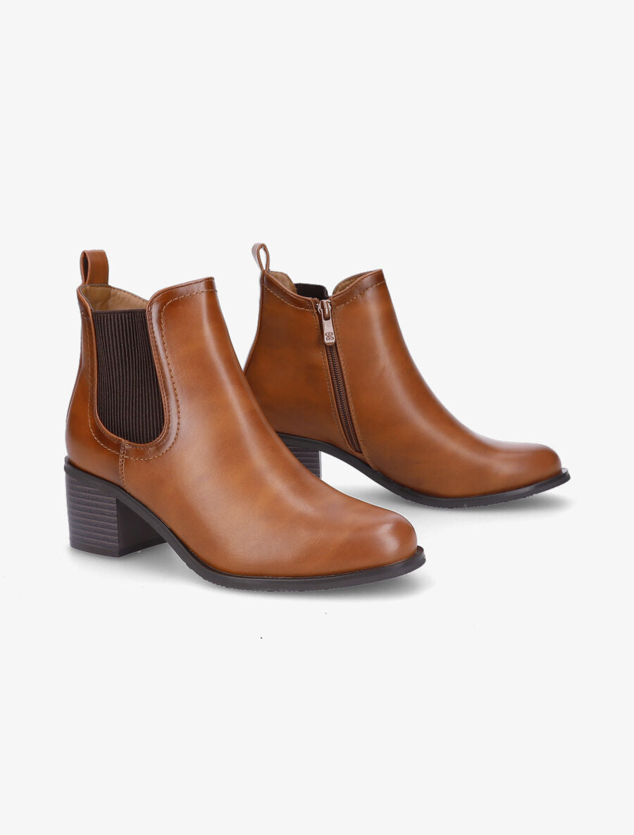 Bottines en simili et côté élastiqué - Camel - 4