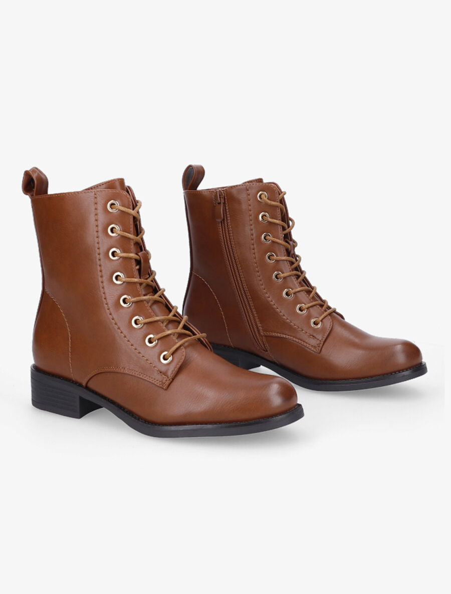 Boots lacées à oeillets dorés - Camel - 4