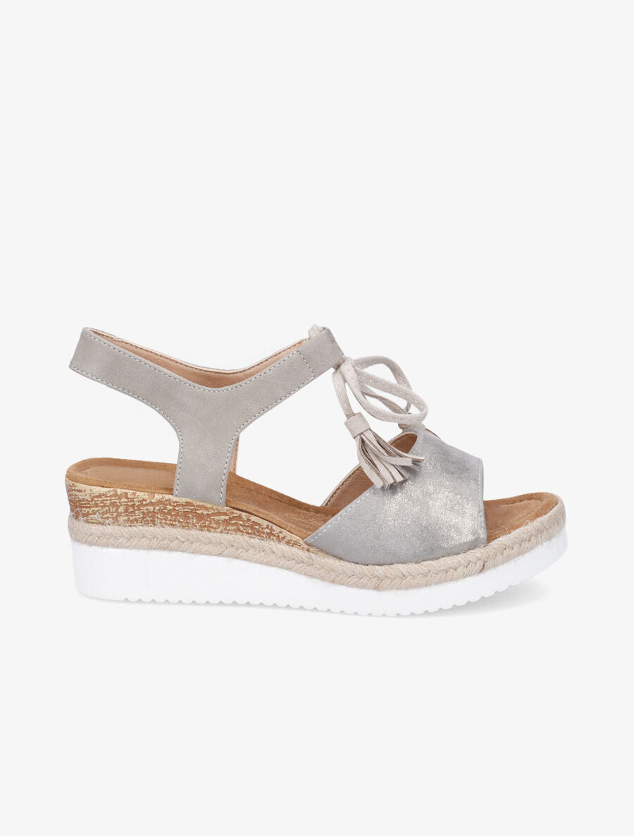 Sandales compensées à lacets et pompons - Taupe - 1
