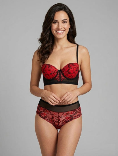 Zweiteiliges Set mit zweifarbigem Push-up und Spitzen-Shorty. - Rot